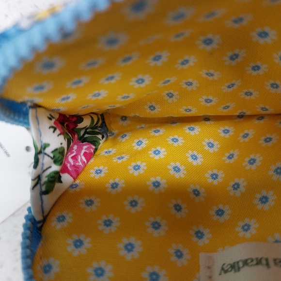 Vera Bradley Heritage Collection Elizabeth Blue Coin Purse NWT - Picture 3 of 5